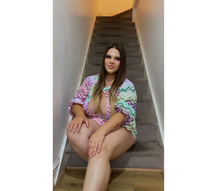 Escorts South West London Balham - South West London - Photos for 🔥CARLA PETTITE BABY🔥