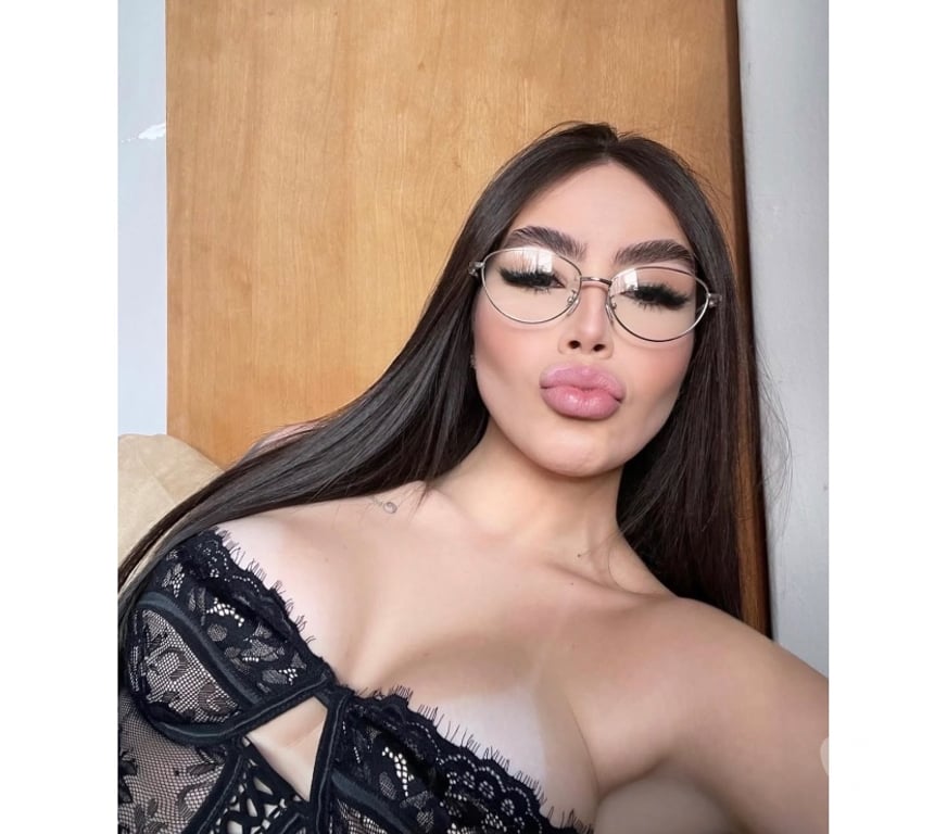 Escorts South West London Earlsfield - South West London - Photos for SENSUAL, CHARMING AND JUST RIGHT FOR YOU 💋🔥