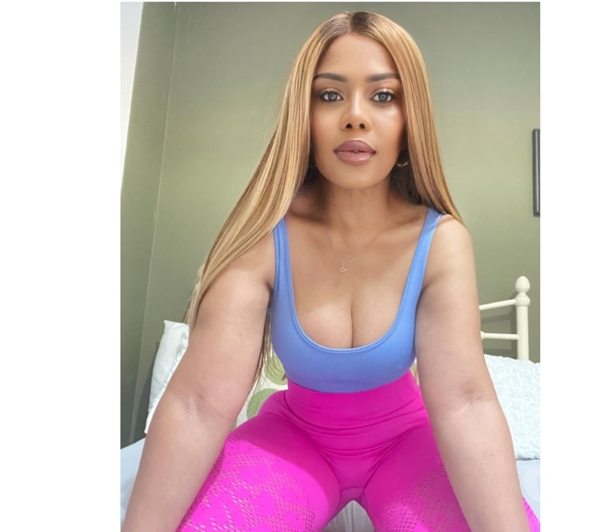 Escorts Kent Maidstone - Photos for Camila Sexy Latina Service 💯
