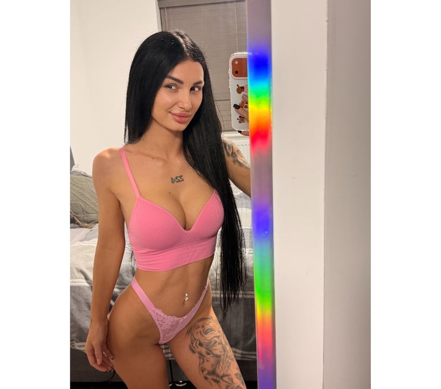 Escorts Leicestershire Leicester - Photos for Sexy Alexa🌸Party girl🍾Incall&outcall🌸💯
