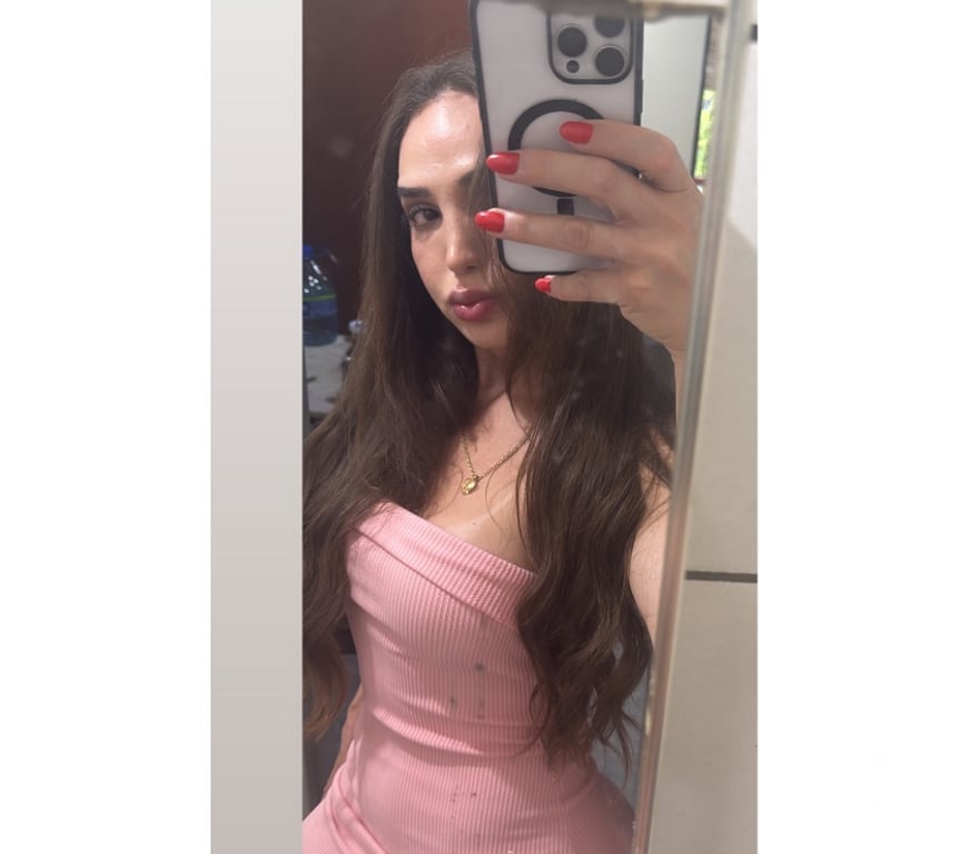 Trans Escorts Bristol Bristol City Centre - Bristol - Photos for Emma 22 cm 8.5