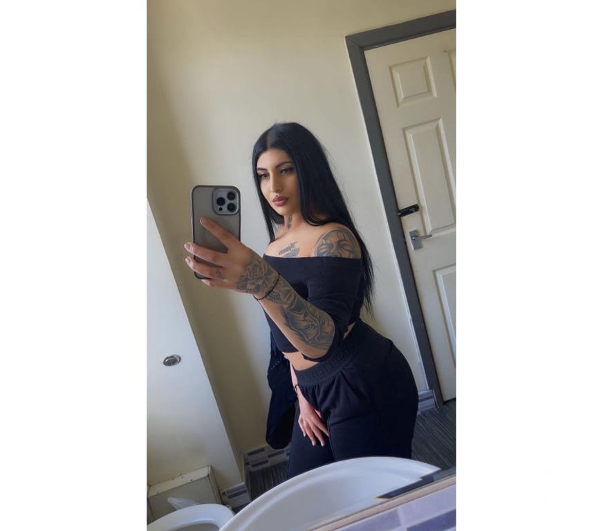 Escorts West Midlands Birmingham - Photos for DISCREET UNFORGETTABLE. NEW HERE B34