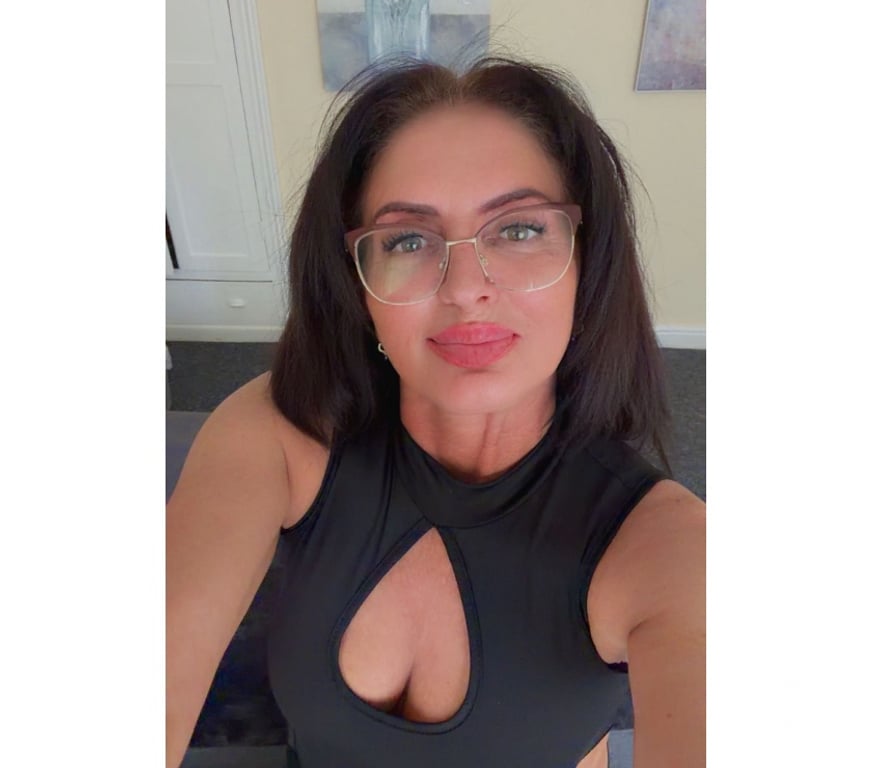 Escorts East London Stratford - East London - Photos for Mila🔞 🔥Flirty & Addictive 💋 Your Guilty Pleasure