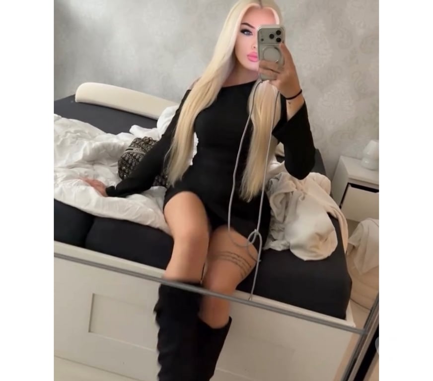 Adult Entertainment Surrey Elmbridge - Photos for Classy, Confident ,and Ready for Adventure❤️