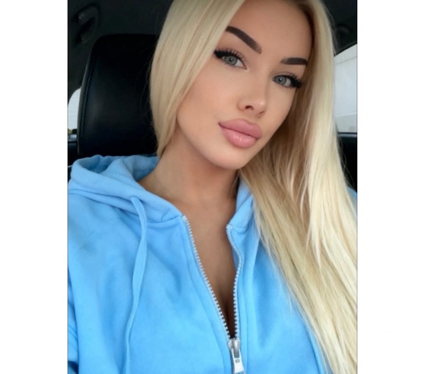 Adult Entertainment Surrey Elmbridge - Photos for Classy, Confident ,and Ready for Adventure❤️