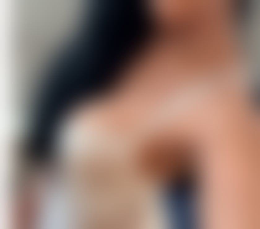 Escorts Hertfordshire Watford - Photos for BRUNAExperienced, big natural breasts and butt,🇧🇷💦