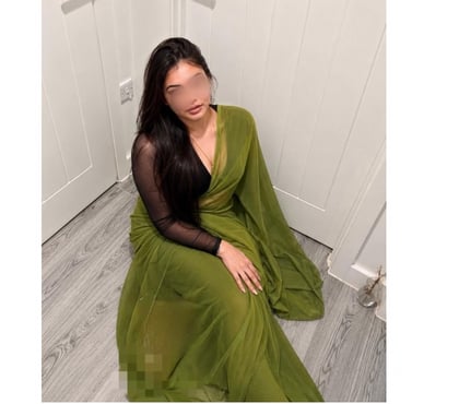 Escorts Manchester City Centre Manchester - Photos for Elegant & caring Indian Tamil girl new in Manchester