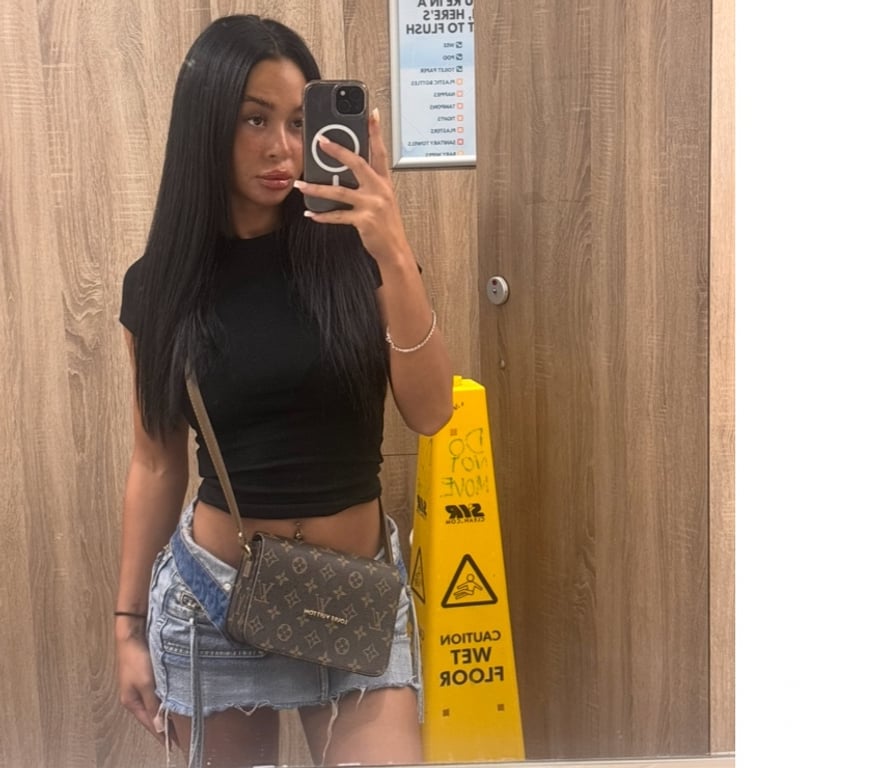 Escorts West Midlands Birmingham - Photos for PARTY GIRL Text call me to book