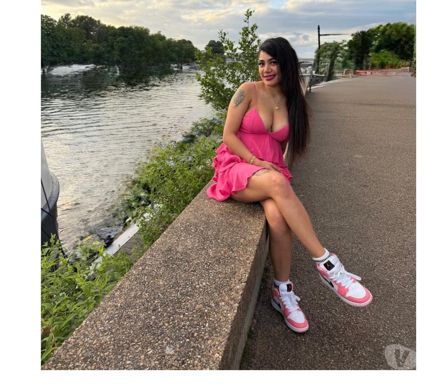 Escorts South West London Kingston upon Thames - Photos for Hot and sexy girl