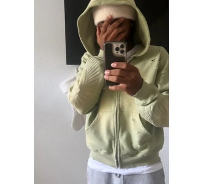 adult personals Lewisham South East London - Photos for looking for first time losing v card