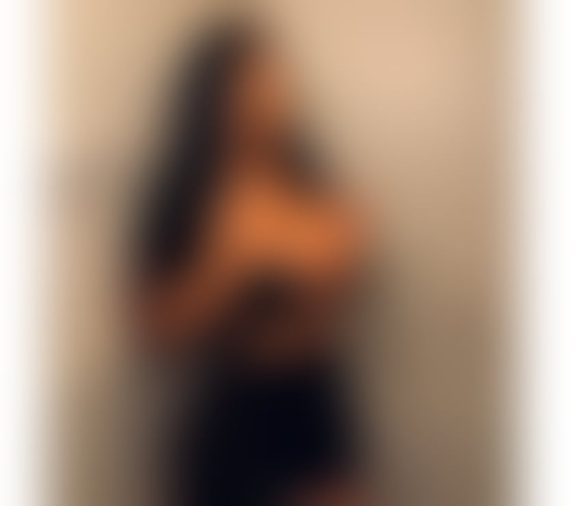 AMBER🥰PARTY GIRL 🎉 NEW IN TOWN ❤️