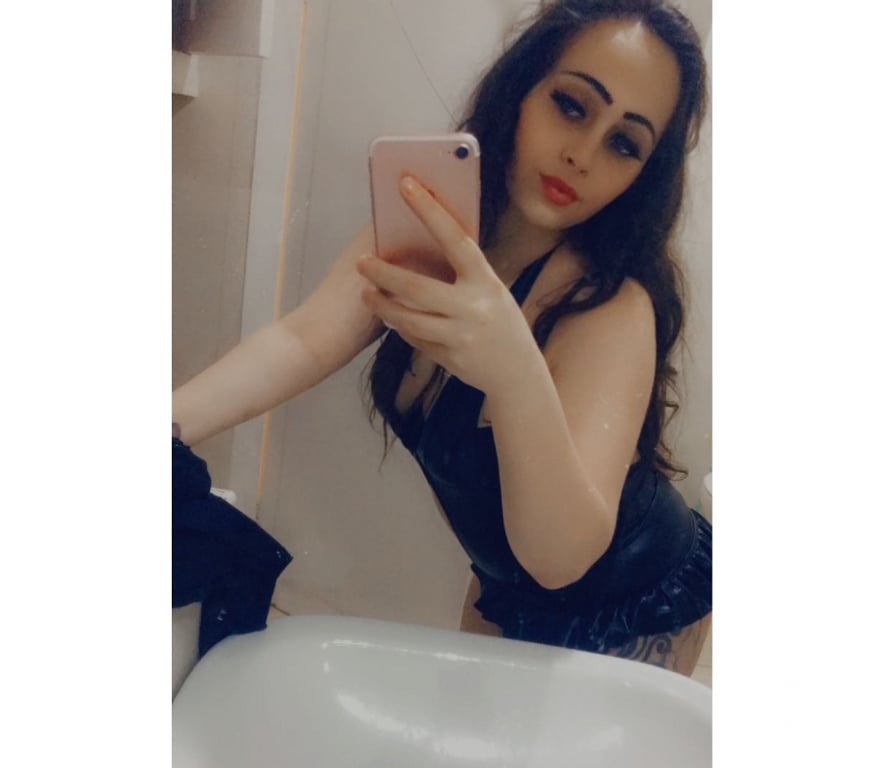 Escorts Greater Manchester Manchester - Photos for Hello gentleman I'm here for U