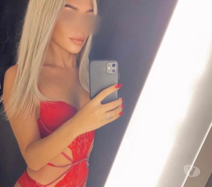 Escorts East London Canary Wharf - East London - Photos for Amira party girl outcall xxxx xxx