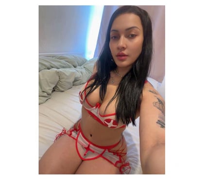  Escorts Bromley Town Centre Bromley - Photos for 💋PARTY BEE IN BROMLEY💋 INCALL&OUTCALL