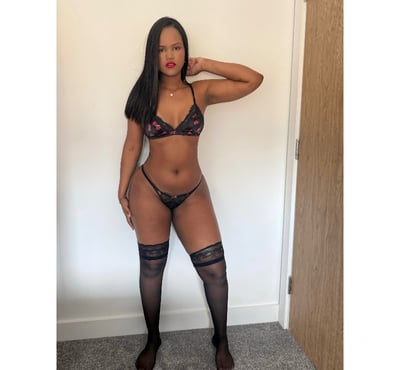  Escorts & Erotic Massage Bradford City Centre Bradford - Photos for JULIA BRAZILIAN GIRL 🇧🇷🍑🎉