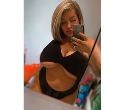 Escorts Bromley Town Centre Bromley - Photos for Locksbottom Busty Maggie 😉🥰