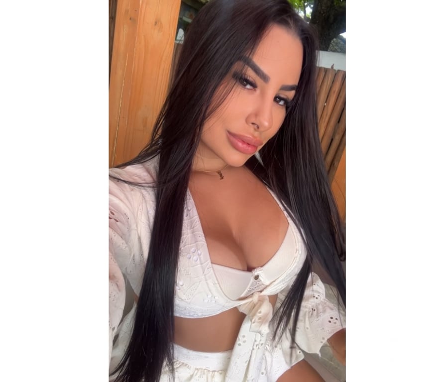 Escorts West Midlands Birmingham - Photos for Brunette with big breasts 🔥🇧🇷