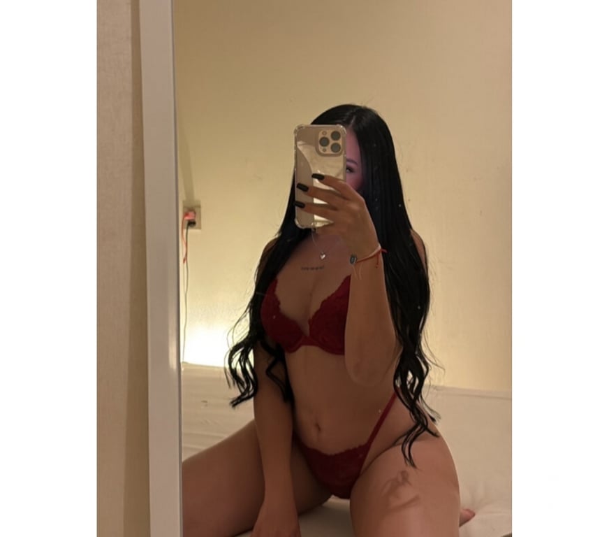 Escorts South East London Woolwich - South East London - Photos for Samara Brazilian🇧🇷 hot 🔥girl