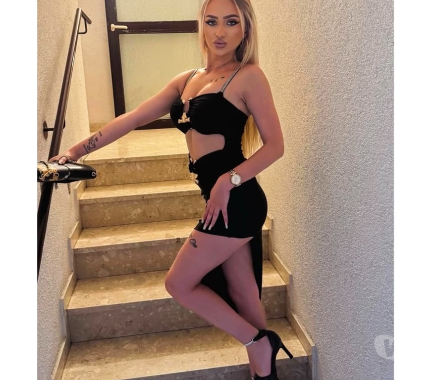 Escorts Kent Canterbury - Photos for New Girl just arrived 😍