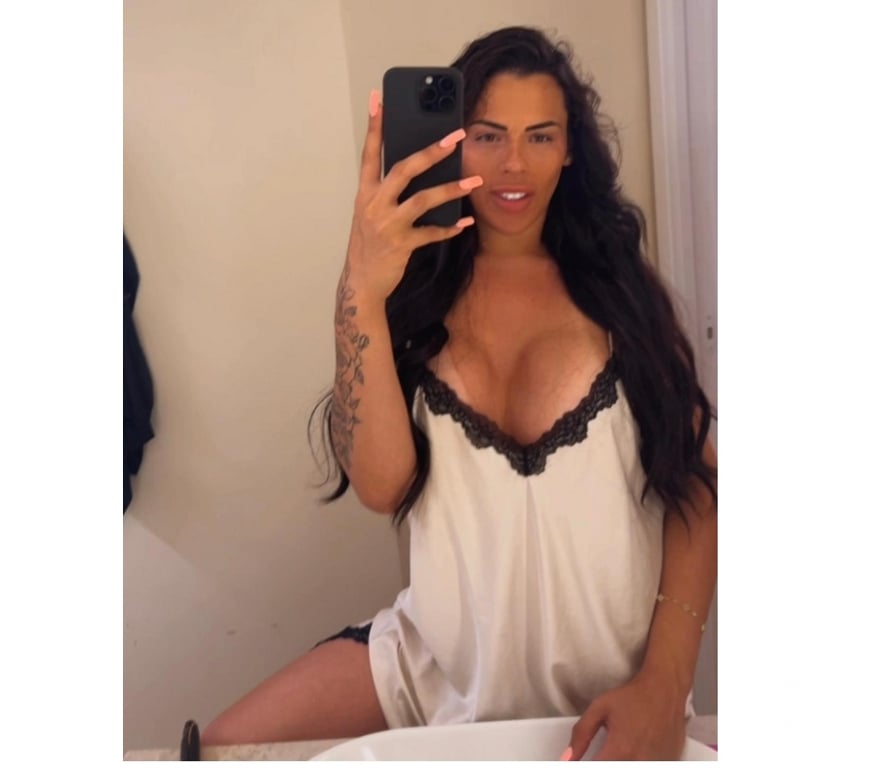 Escorts West London West Kensington Station - West London - Photos for TAYNA XL FiT 🇧🇷🥳