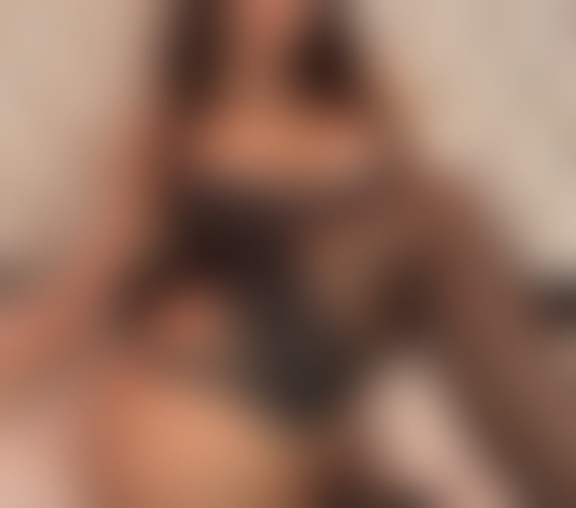 Escorts Leicestershire Leicester - Photos for Amira new in your town party girl🥳