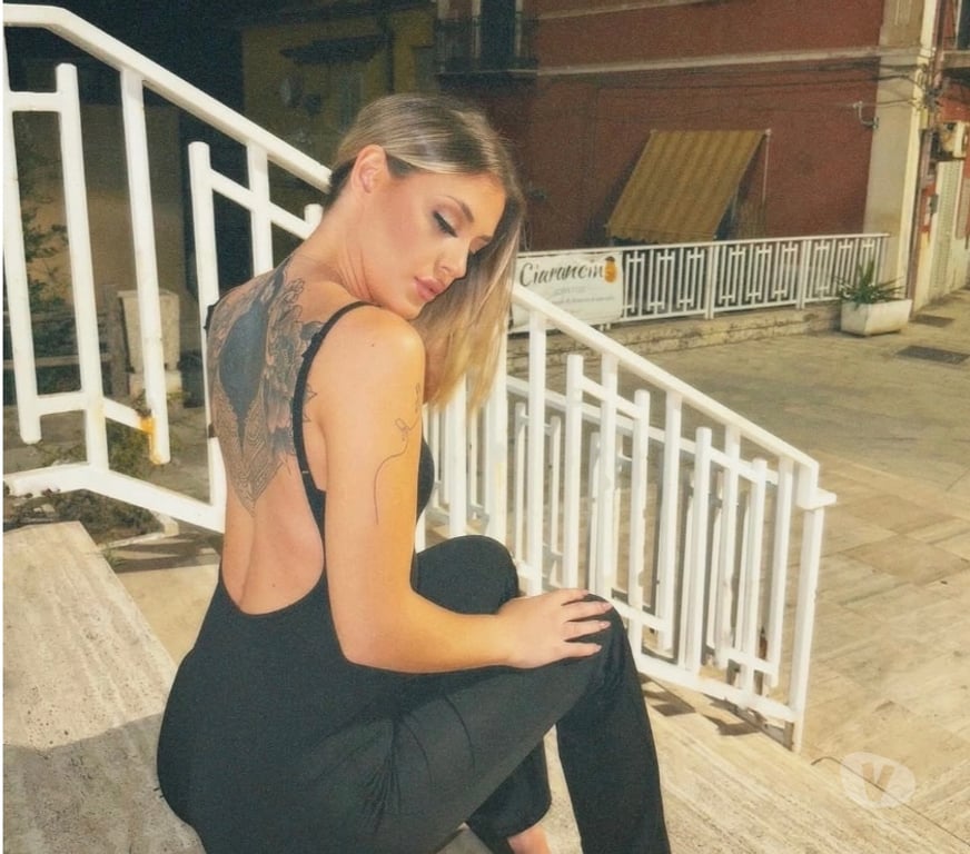 Escorts West Sussex Mid Sussex - Photos for HOT KARINA⭐️ CALL ANYTIME ⭐️