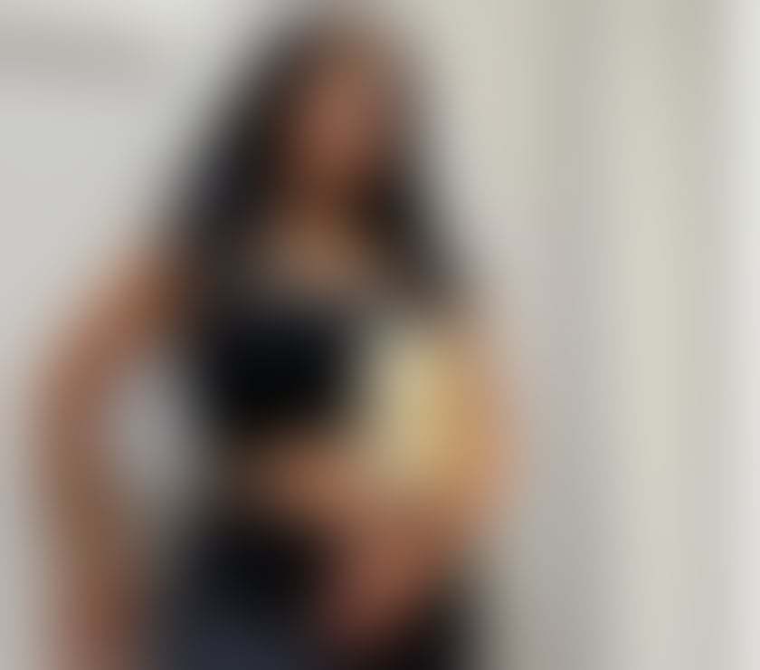 Escorts and Massages Romford Havering - Photos for AICHA 💞 EXOTIC💘 BEST 🍾 GOURGEOUS 💞 RM1