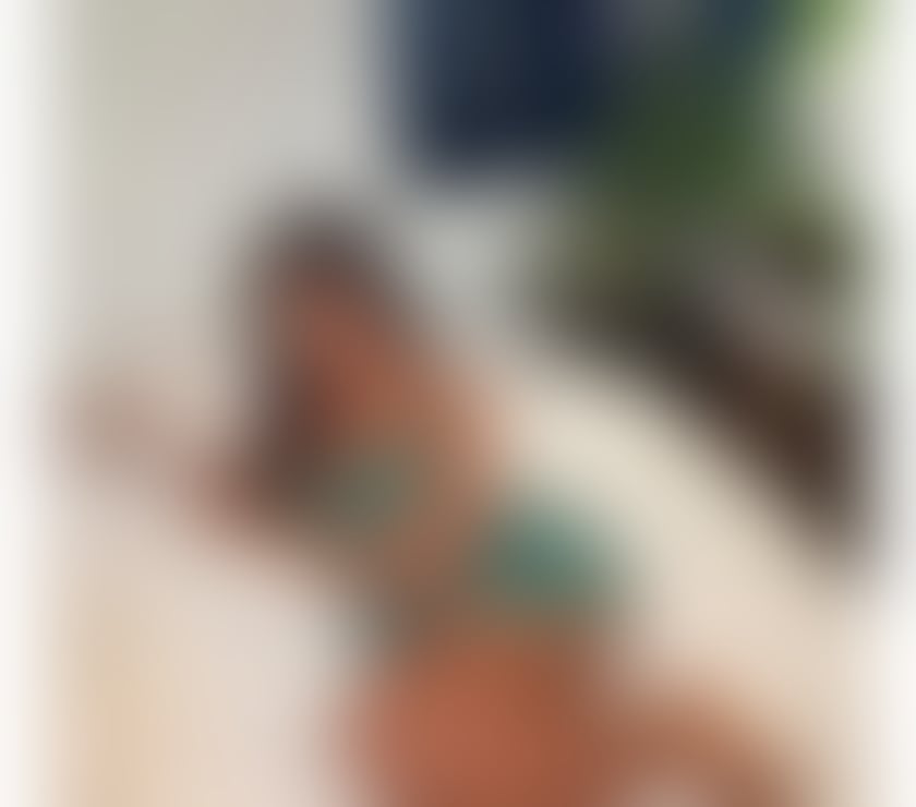 Escorts South East London Crystal Palace - South East London - Photos for HOT SLIM CHOCOLATE BABE🍫💋