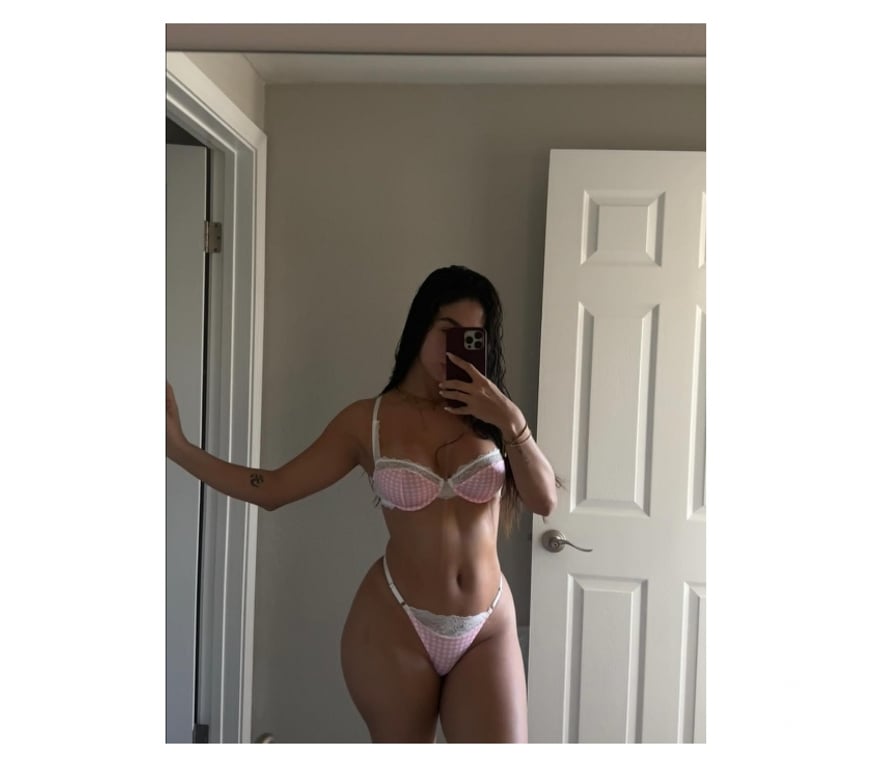 Escorts West London Ealing - West London - Photos for ELEGANT COMPANION⭐️HIGH CLASS SERVICE🔝LATINA GIRL