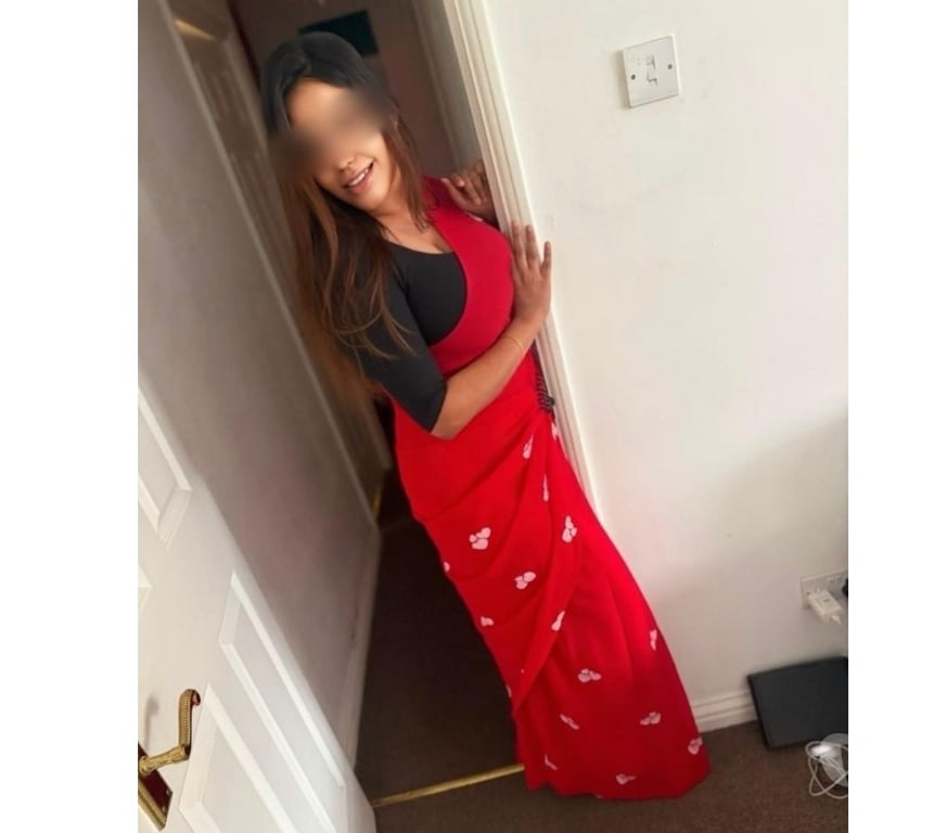 Escorts North London Tottenham - North London - Photos for South Indian Girl Sha Tamil 🇮🇳