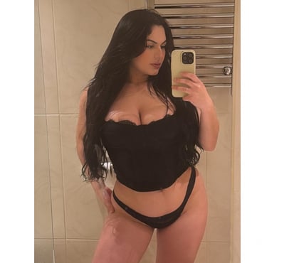 Escort Uxbridge Hillingdon - Photos for 🥂✨🍾BRENDA PARTY GIRL IN TOWN 🇧🇷