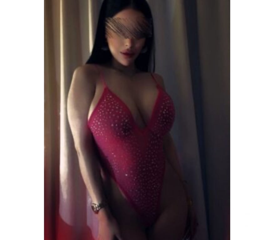 Escorts West Yorkshire Leeds - Photos for Sensual and sweet Ls9 Luna