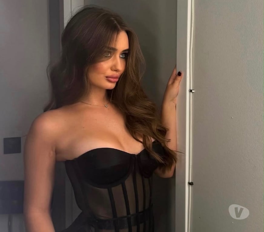 Escorts West Sussex Horsham - Photos for 🩷hi I'm new in town Lisa 🩷party girl only outcall