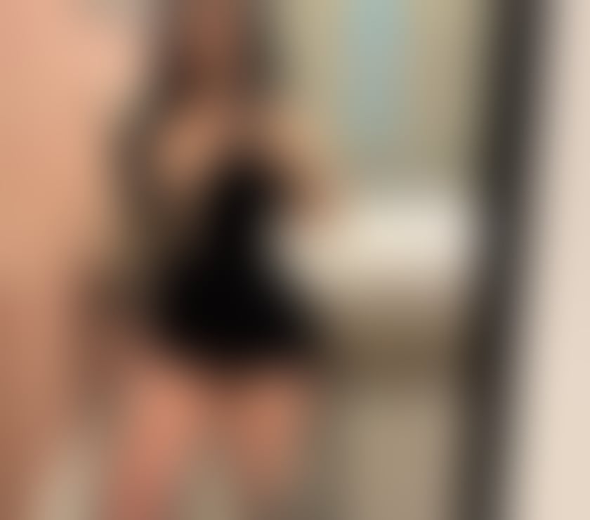 Escorts & Erotic Massage Western Docks Southampton - Photos for Hi new 2 girls in town incall and outcoll party 🥳 girls