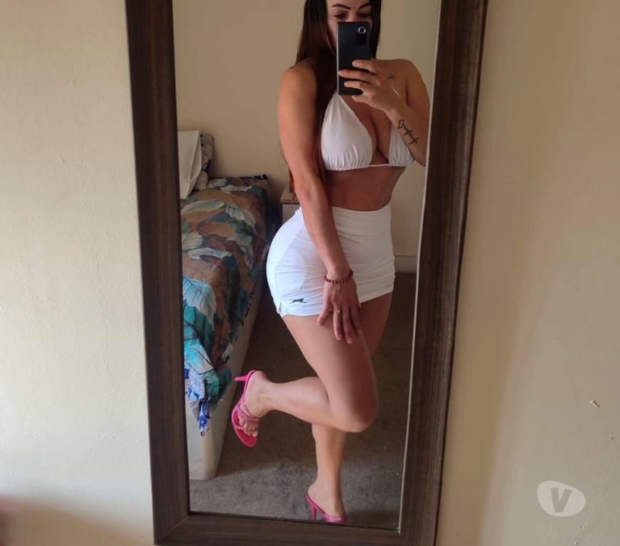 Escorts Tyne and Wear Newcastle upon Tyne - Photos for Sexy sweet Latina 🇨🇴🫦 Relaxing massage, real Photo