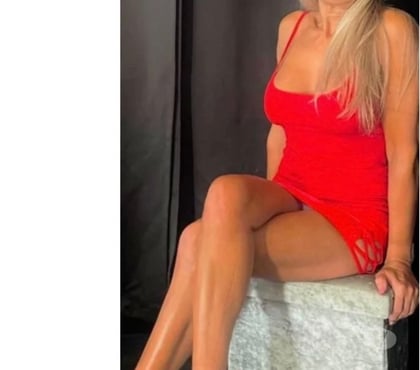 Escort Slough Town Centre Slough - Photos for MATURE INDEPENDENT Sandra 24 HRS - AMAZING -