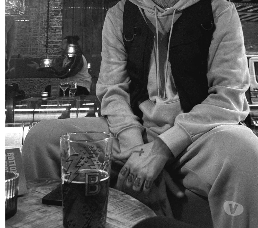  Gay massage West Yorkshire Leeds - Photos for Straight tattood lad chav