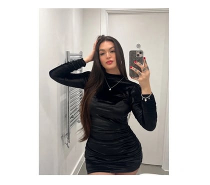 Escorts Plymouth City Centre Plymouth - Photos for Ella new 🆕 in town call me 😳
