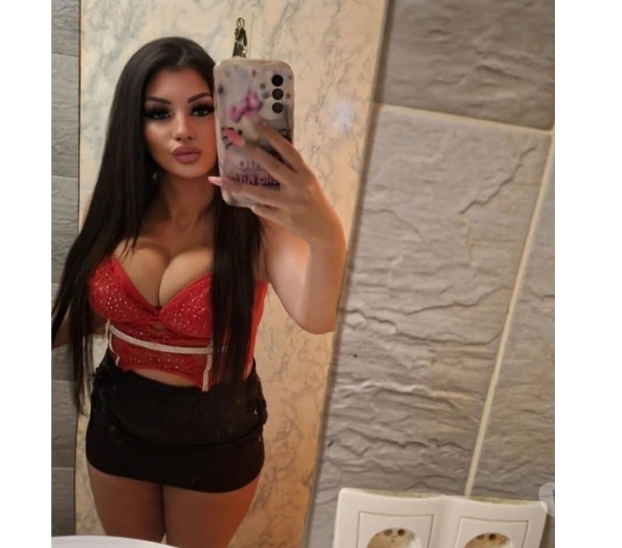 Escorts Buckinghamshire High Wycombe - Buckinghamshire - Photos for nice new brunette in your city