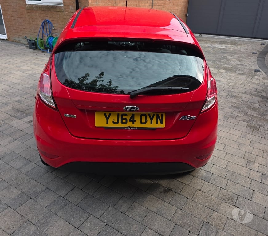 used cars for sale Lancashire Preston - Photos for Red Ford Fiesta for Sale