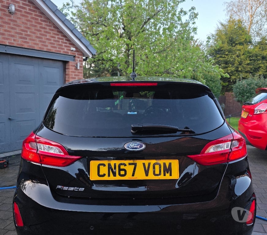 used cars for sale Lancashire Preston - Photos for BLACK Ford Fiesta mk89