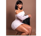 NEW IN TOWN 🫦 Beauty that enchants.🍑
