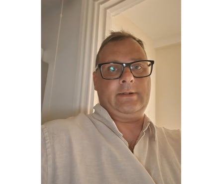 naughty dating Aveley Thurrock - Essex - Photos for Man is looking for woman