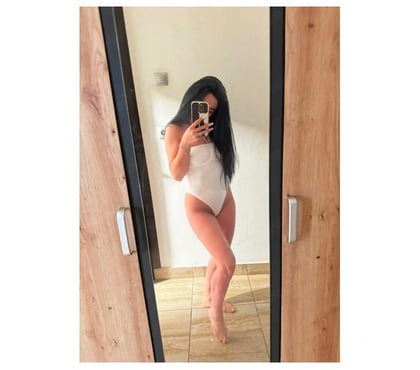 Photos for 🥰RENATA NEW IN TOWN🥰