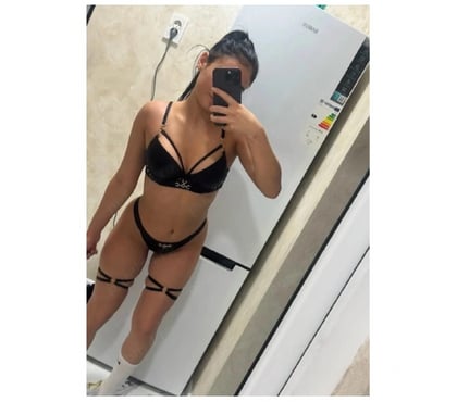 Escorts Swansea City Centre Swansea - Wales - Photos for 🥰RENATA NEW IN TOWN🥰