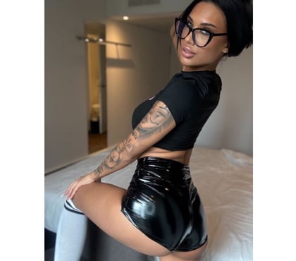 Escorts and Massages Cheltenham Town Centre Cheltenham - Photos for 🌹 New Here 👋 Let's Have Some Fun ✨