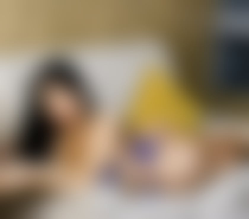 Transsexual Escorts Dundonald Road Station South West London - Photos for Beautiful, super-feminine transsexual woman.