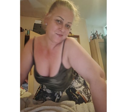 Escort Croydon Croydon - Photos for Sweet Carla big tits In your town Croydon