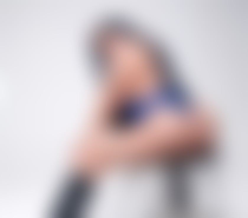 Escorts South East London Lewisham - Photos for Curvy Party Girl