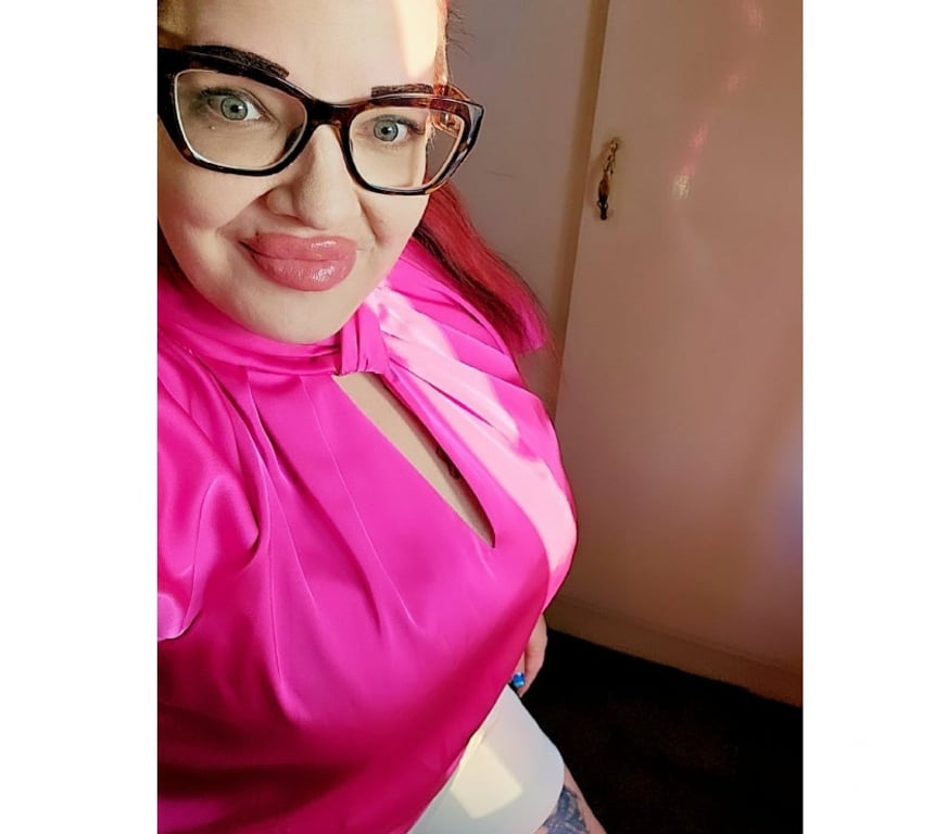 Escorts Ealing Perivale Station - Ealing - Photos for Hi Guy’s my name is Tiffany l really like my job call me